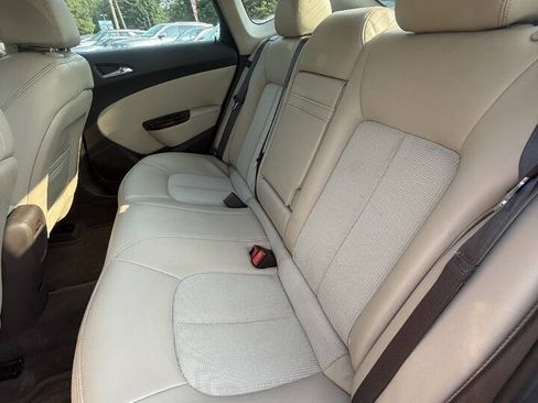 Used 2012 Buick Verano Convenience FWD image 18