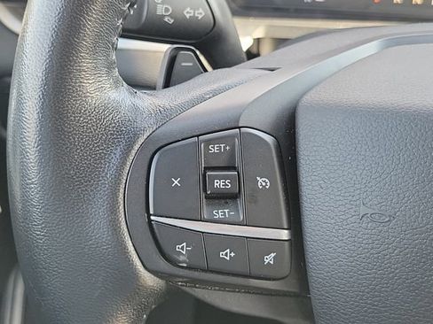 Used 2020 Ford Explorer XLT w/ Equipment Group 202A RWD image 26