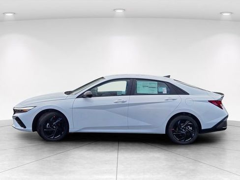 New 2026 Hyundai Elantra Sport w/ Cargo Package FWD image 7