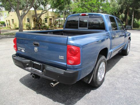 Used 2005 Dodge Dakota SLT image 9