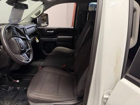 Used 2024 GMC Sierra 2500 Pro w/ Convenience Package AWD/4WD image 15
