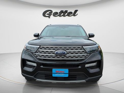 Used 2022 Ford Explorer Limited w/ Equipment Group 301A AWD/4WD image 2