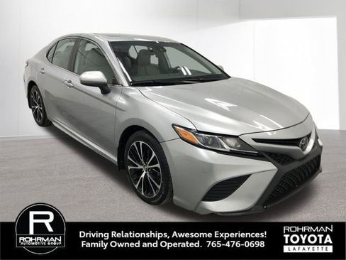 Used 2020 Toyota Camry SE image 8