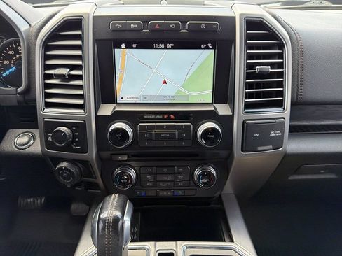 Used 2018 Ford F150 Platinum w/ Equipment Group 701A Luxury AWD/4WD image 17