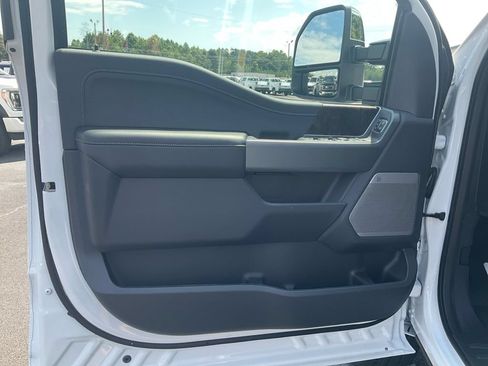 New 2026 Ford F250 Lariat w/ Chrome Package AWD/4WD image 17