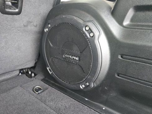 Used 2021 Jeep Wrangler Unlimited Rubicon w/ Dual Top Group AWD/4WD image 7