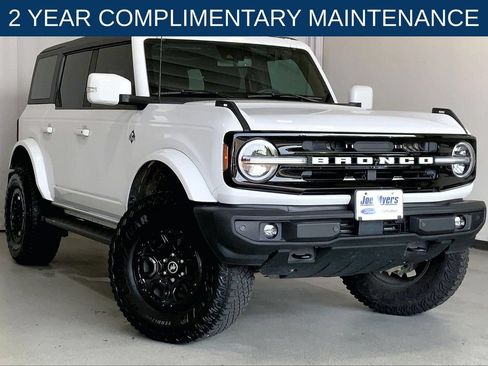 Used 2022 Ford Bronco Outer Banks AWD/4WD image 1