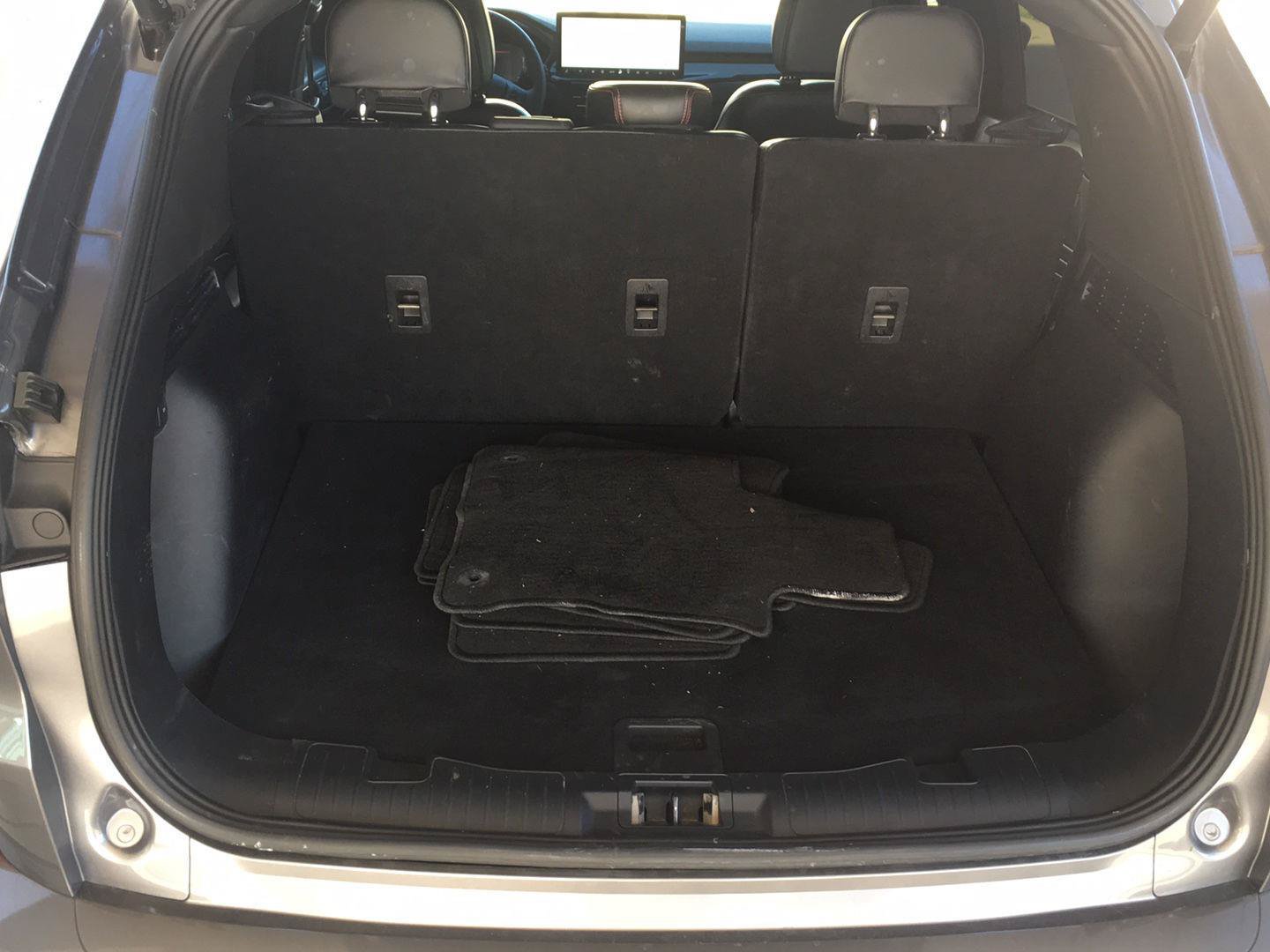 Used 2024 Ford Escape ST-Line w/ Tech Pack #1 AWD/4WD image 27