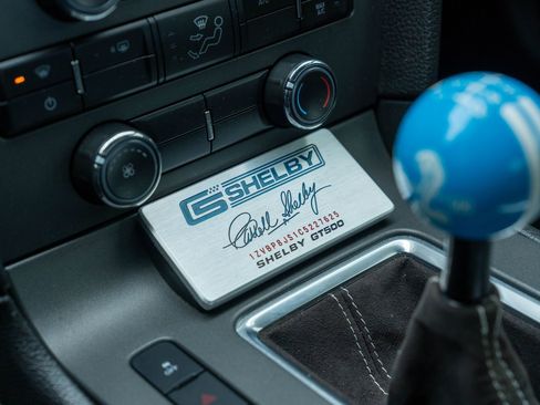 Used 2012 Ford Mustang Shelby GT500 w/ SVT Performance Pkg image 28