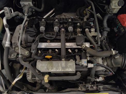 Used 2021 Nissan Kicks SV image 30