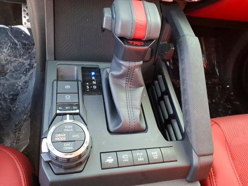 Used 2025 Toyota Tacoma TRD Pro w/ Tow Tech Package image 15