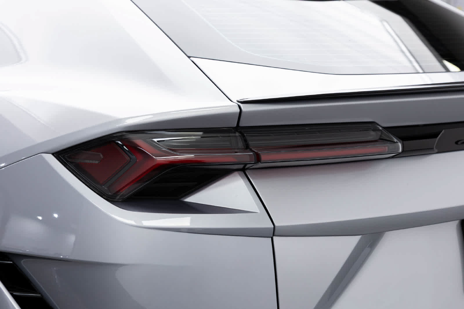 Used 2024 Lamborghini Urus S AWD/4WD image 62