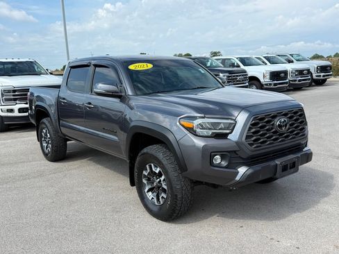 Used 2021 Toyota Tacoma TRD Off-Road AWD/4WD image 2