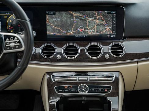 Used 2020 Mercedes-Benz E 450 4MATIC Sedan image 21