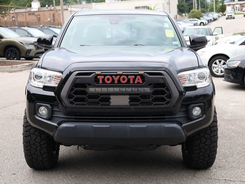 Used 2023 Toyota Tacoma SR5 RWD image 3