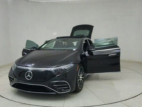 Used 2022 Mercedes-Benz EQS 450+ Sedan image 71
