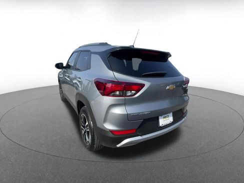 Used 2025 Chevrolet TrailBlazer LT image 11