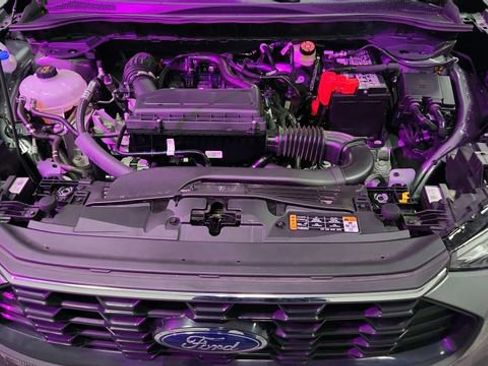 Certified 2025 Ford Escape ST-Line image 23