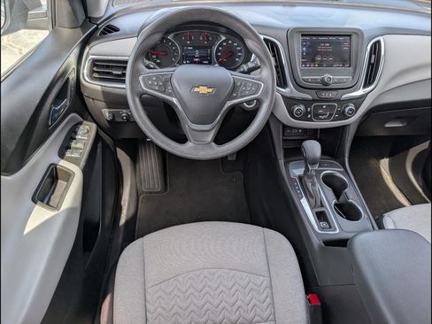 Used 2023 Chevrolet Equinox LT FWD image 10