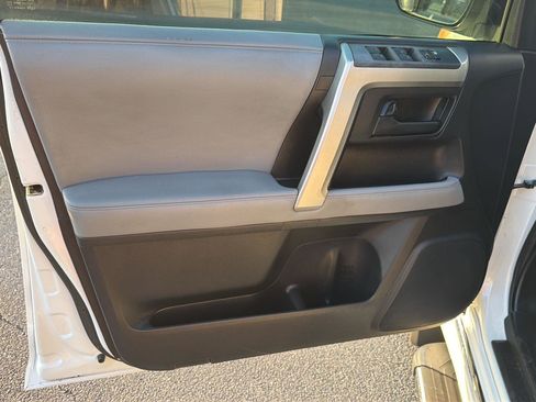 Used 2011 Toyota 4Runner 2WD image 16