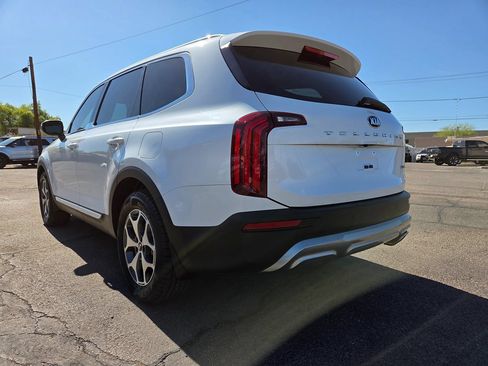 Used 2020 Kia Telluride EX FWD image 17