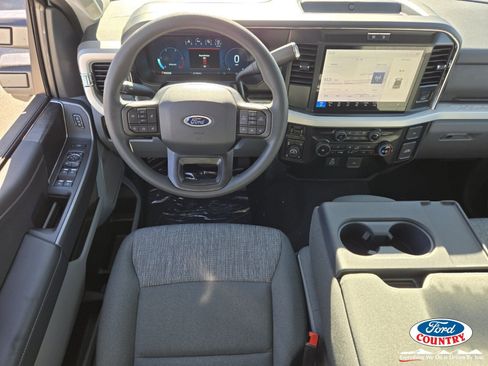 New 2026 Ford F250 XLT w/ XLT Premium Package image 8