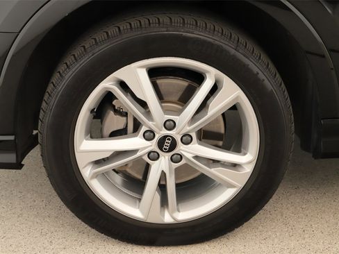 Certified 2022 Audi Q3 2.0T Premium image 33