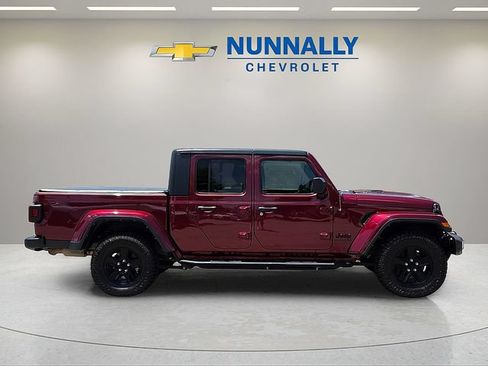 Used 2021 Jeep Gladiator Sport AWD/4WD image 6