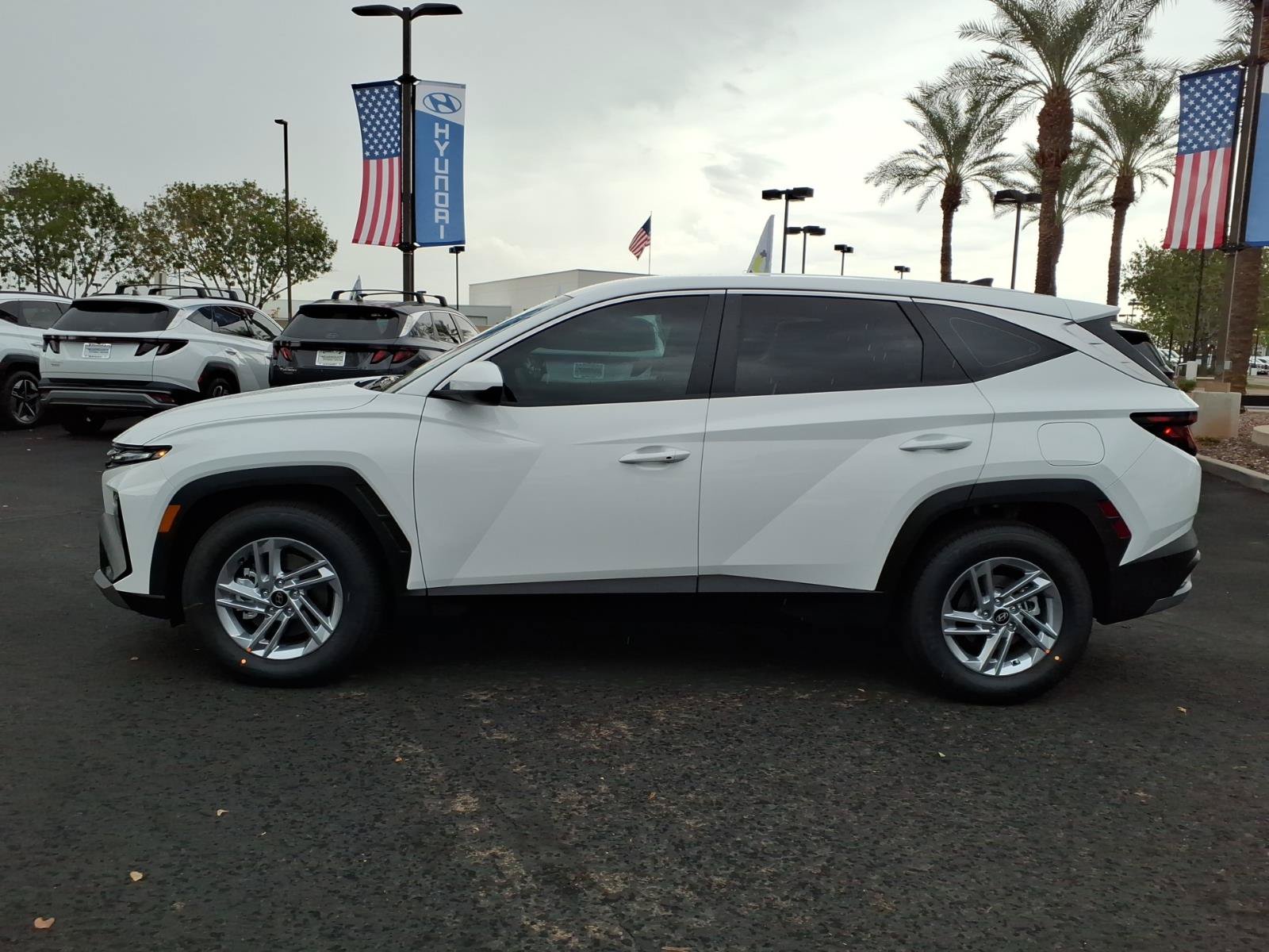New 2026 Hyundai Tucson SE FWD image 3