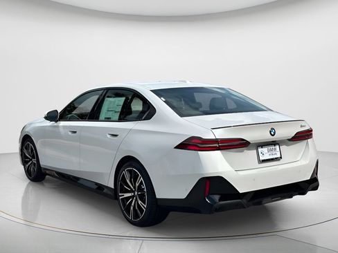 New 2027 BMW 530i w/ M Sport Package RWD image 7