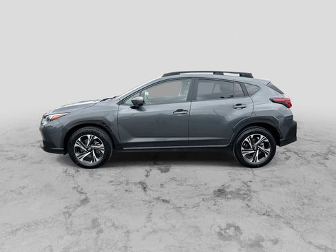 Used 2024 Subaru Crosstrek 2.0i Premium image 5