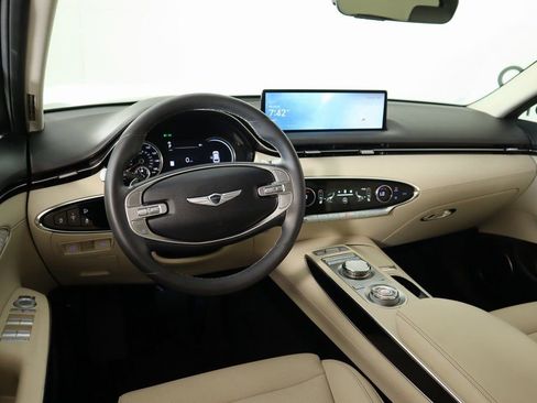 Used 2024 Genesis GV70 2.5T image 2