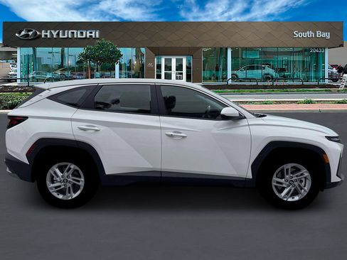 New 2026 Hyundai Tucson SE FWD image 9