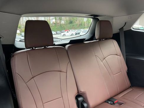 Used 2021 Buick Enclave Avenir w/ Avenir Technology Package image 35