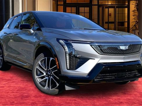 New 2026 Cadillac Optiq Sport 2 image 2