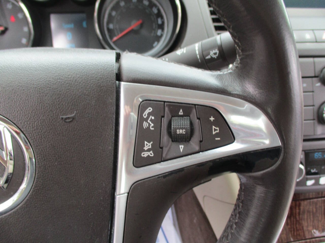 Used 2012 Buick Regal Premium FWD image 13