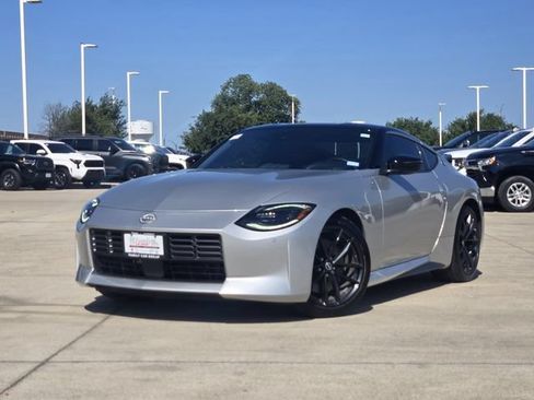 Used 2024 Nissan Z Performance w/ Floor Mat Package RWD image 1