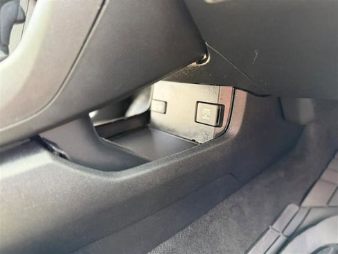 Used 2019 Honda Civic EX image 34