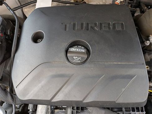 Used 2021 Chevrolet TrailBlazer RS w/ Technology Package image 25