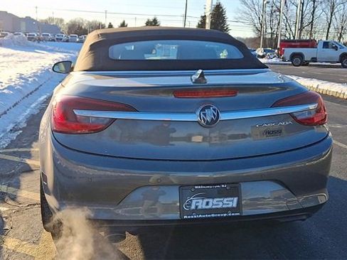 Used 2019 Buick Cascada Premium image 6