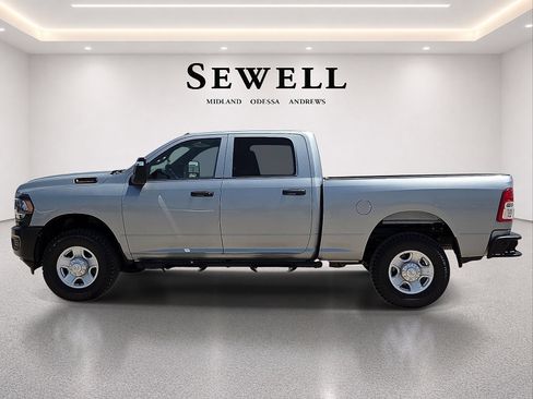 Used 2024 RAM 2500 Tradesman AWD/4WD image 2
