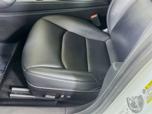 Used 2021 Tesla Model 3 Standard Range Plus image 24