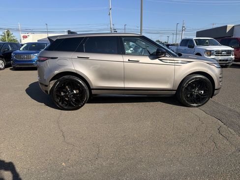 Used 2023 Land Rover Range Rover Evoque R-Dynamic SE AWD/4WD image 6