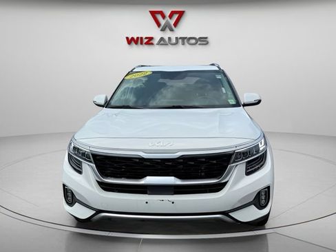 Used 2022 Kia Seltos SX w/ Sunroof Package AWD/4WD image 6
