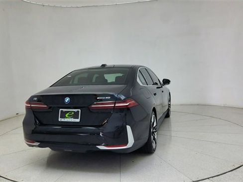 Used 2024 BMW i5 eDrive40i w/ Premium Package image 68