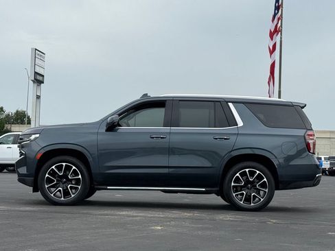 Used 2021 Chevrolet Tahoe LT w/ LT Signature Package RWD image 2