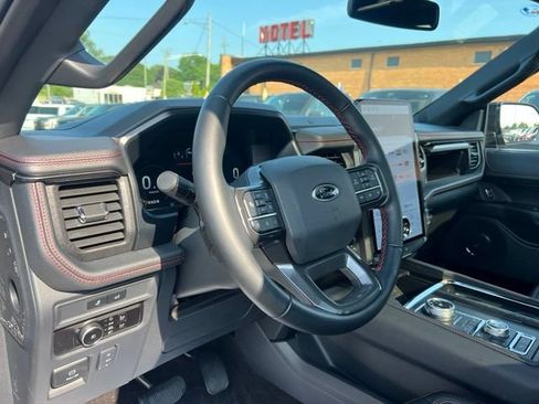 Certified 2023 Ford Expedition Limited AWD/4WD image 6