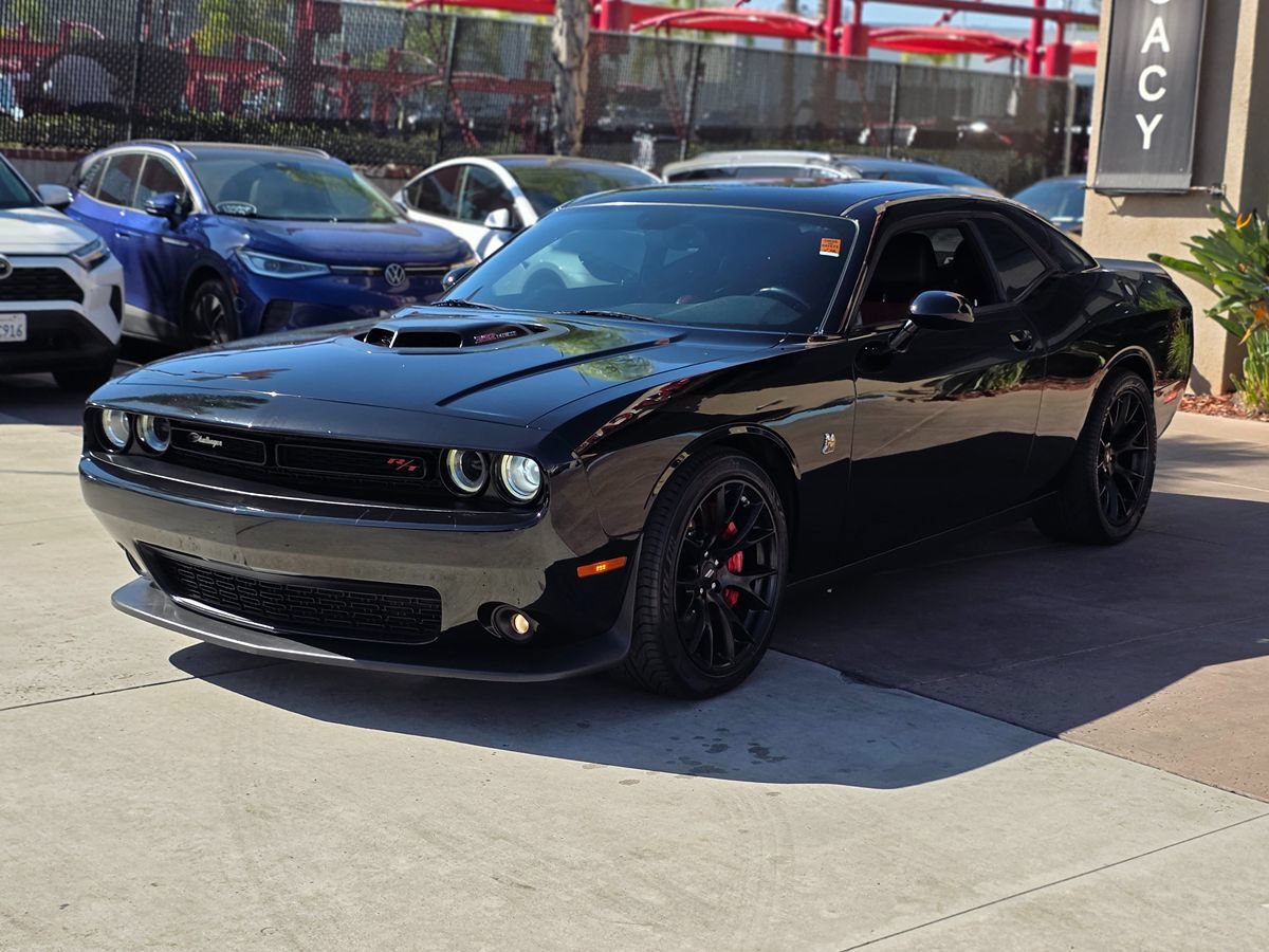 Used 2018 Dodge Challenger R/T Scat Pack RWD image 5