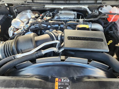Used 2023 GMC Sierra 2500 AT4 w/ AT4 Premium Plus Package AWD/4WD image 33
