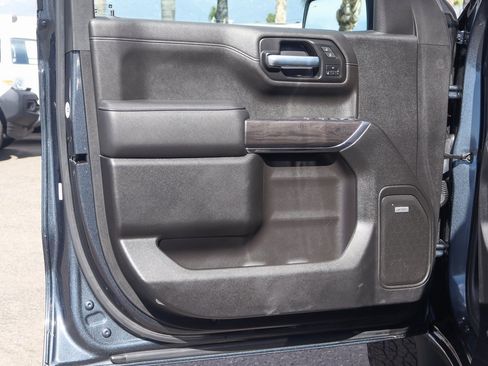 Used 2021 Chevrolet Silverado 1500 LTZ image 11